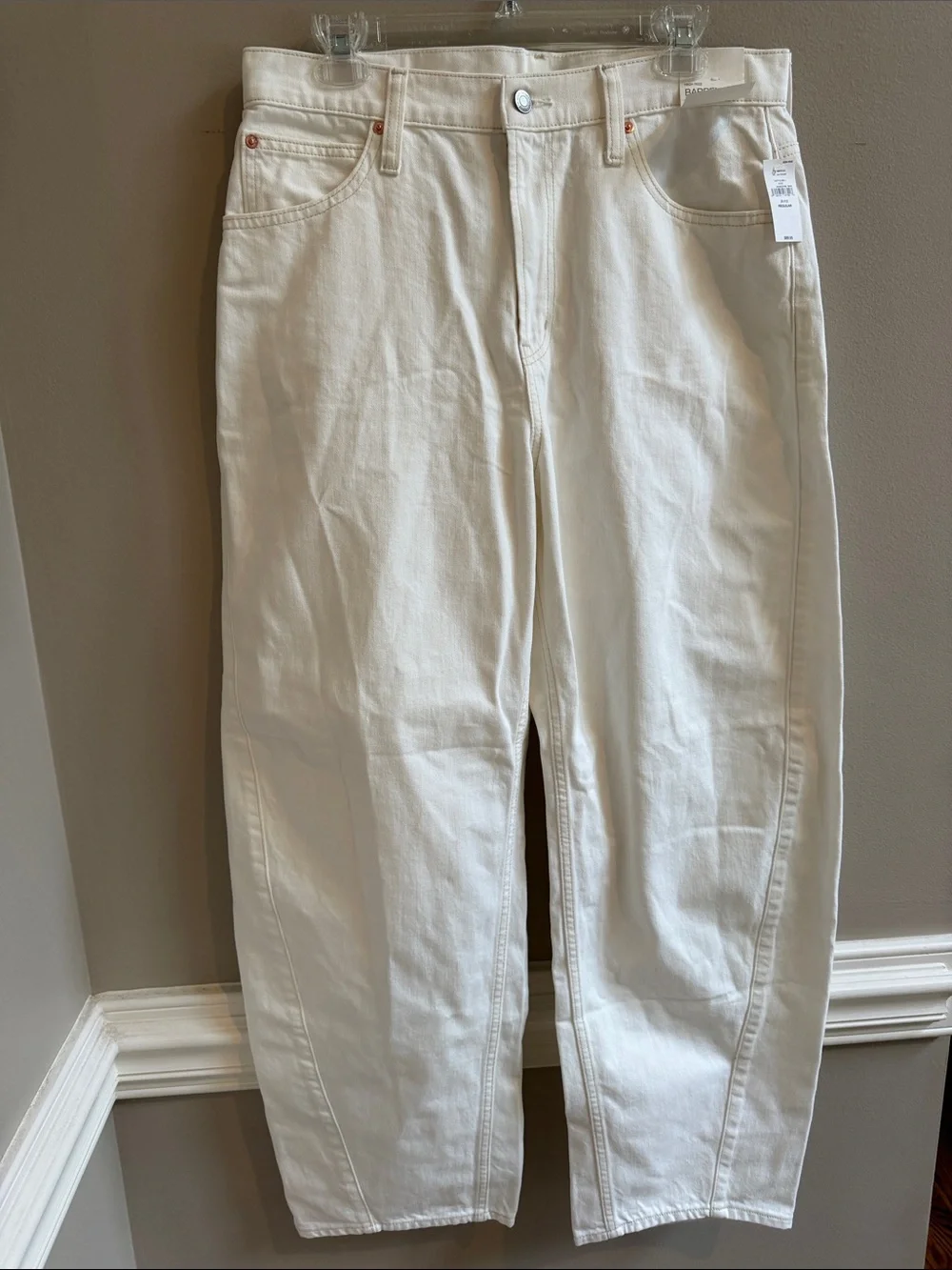 GAP Women Barrel Straight Leg Jeans in Off-White - Picture 1 of 11
